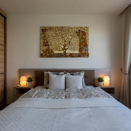Lägenhet Luxury With A Beautiful View For The Danube River