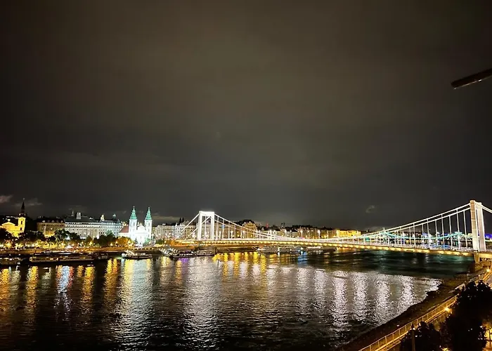 Apartamento Luxury With A Beautiful View For The Danube River *